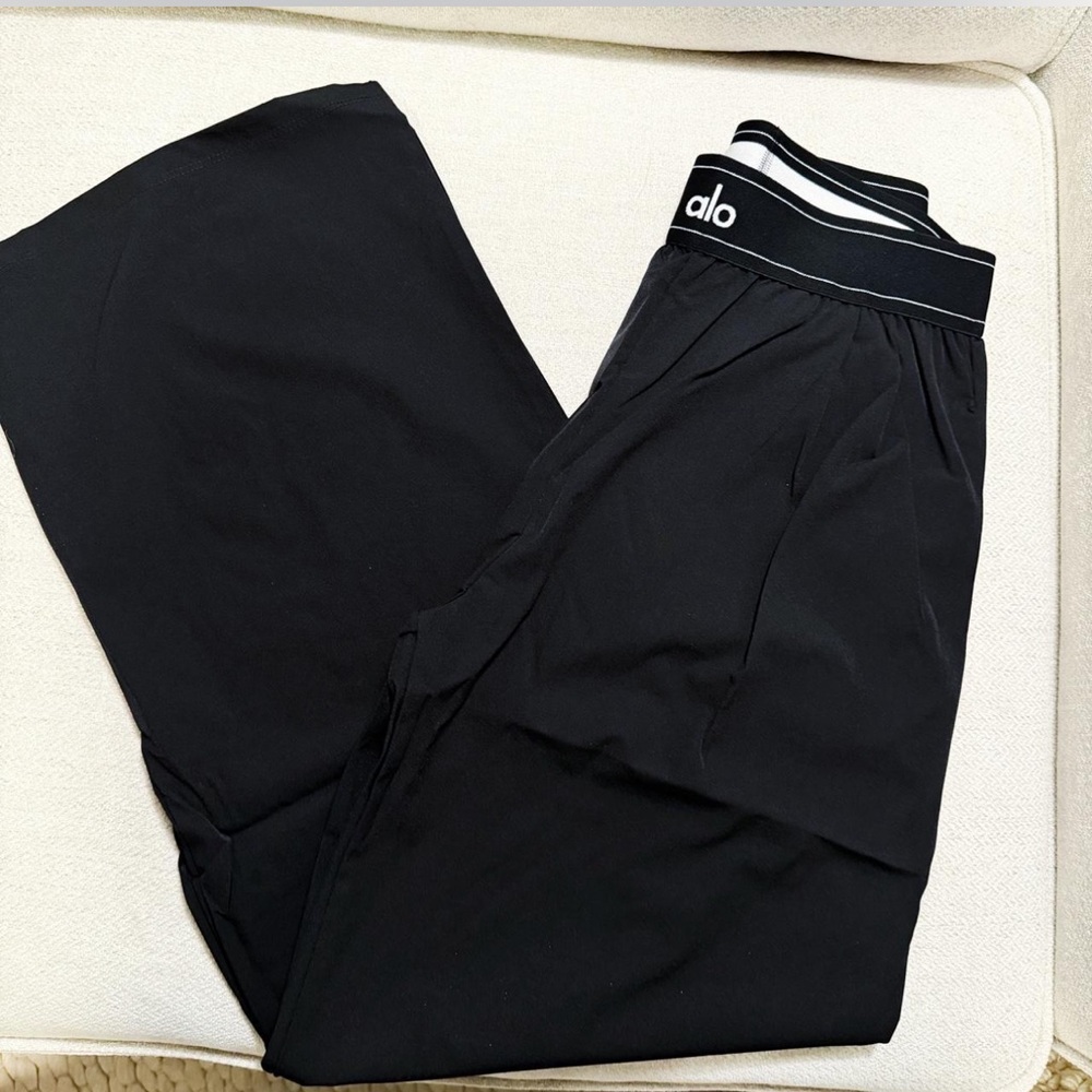 FINAL PRICE⬇️EUC🖤ALO YOGA🖤TROUSER PANTS - Picture 3 of 5